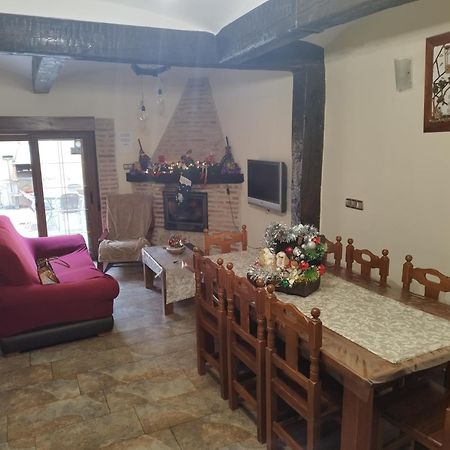Vivienda Turistica El Caneco Тордесиляс Екстериор снимка