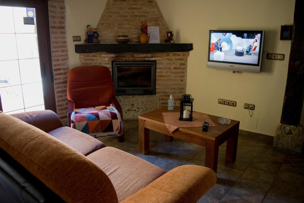 Vivienda Turistica El Caneco Тордесиляс Екстериор снимка