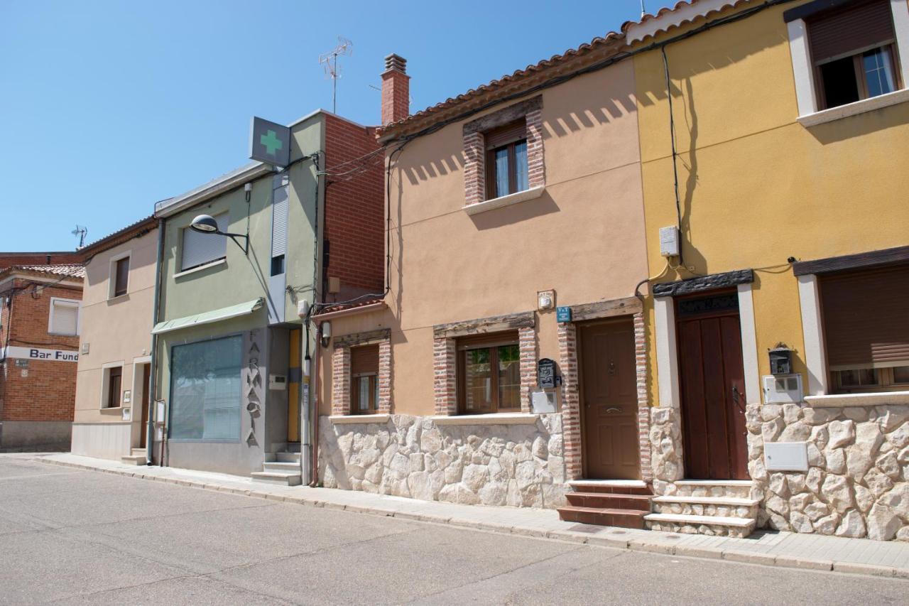 Vivienda Turistica El Caneco Тордесиляс Екстериор снимка
